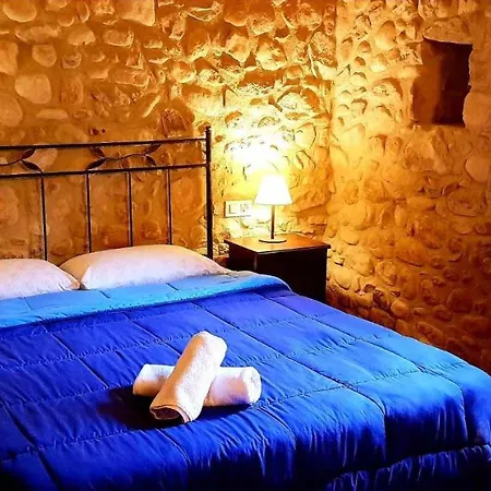 Masia Grupos Con Piscina Privada28 Pax אכסניה Cabanelles